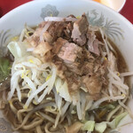 ラーメン二郎 - ミニ，野菜少なめ，豚マシ，脂