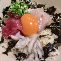 魚めし 竹亭 - 海鮮どんぶり
                    ⑴鰹(カツオ)　⑵鱸(スズキ)　⑶スミイカ