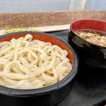 おめん 武州めん農協直売所店 - きのこ肉汁うどん(並)