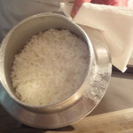 佐賀牛 季楽 銀座  - おかまご飯炊き上がりました(^^)