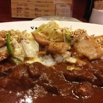 ヴァスコ・ダ・ガマ - 期間限定カレーの「焼きホルモンカレー｝