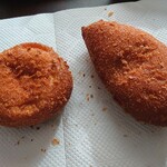 ジロー310 - ピロシキとカレーパン