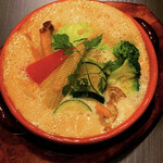 NOMASALUD - 赤味噌グツグツ温野菜。