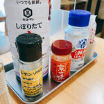きまぐれ まるこ食堂 - こだわりのラインナップ。市販品では一番良いものだけ揃えてるよね