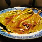 ホルモン人生タロちゃん - 自家製のエゴマの葉醤油漬けはヨネのおとも！！