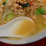 濃厚鶏白湯タンメン まつ井 - 濃厚で美味しいスープ