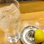 Kushiyaki Kururi - 生レモンサワー
