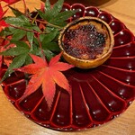 Yamaguchi - 柚子窯の中にフォアグラのテリーヌと胡麻豆腐　白味噌仕立て　表面を焦がしてブリュレ状に