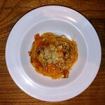 162049346 - カツオとオリーブ・かぶらのトマトソーススパゲッティ