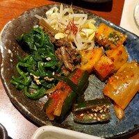 蕃 YORONIKU - 