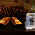 ITSUKI Coffee Roastery - 