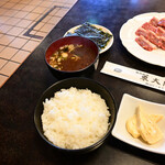 Toudai mon - カルビ定食（肉大盛）