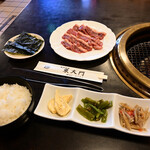 東大門 - カルビ定食（肉大盛）