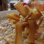 喜一 - 絶妙な味付けのメンマもたくさん