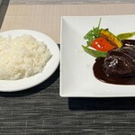 鉄板焼ダイニング 銀座ハンバーグ - 