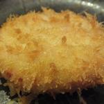 大阪串かつ　テンテコマイ - 【特串】「明宝ハムカツ」：豚のもも肉だけを使ったこだわりハムだから、コクが違う！