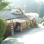 坂乃茶屋 - 岡寺を下ると左手にお店が…。