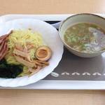 Kainzu Kicchin - つけ麺　￥480→￥380　麺大盛￥80　トッピング焼豚￥100