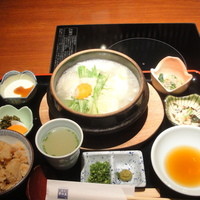 博多華味鳥 銀座4丁目店 - 水炊き御膳（１２００円）