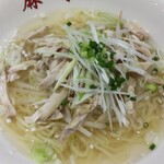四川料理 麻哥 - 細切り鶏肉スープ麺