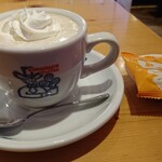 Komeda Ko-Hi-Ten - ウインナーコーヒー530円