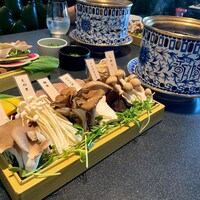 Shangri-La’s secret 表参道店 - きのこしゃぶしゃぶボックス