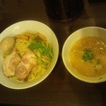 メンヤクローバー - しお味玉つけ麺