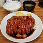 大阪トンテキ - 大トンテキ定食（1050円）