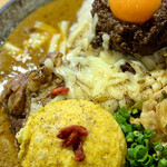 吉田カレー  - 豚・チーズ