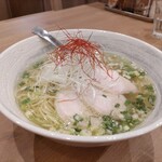 めん屋 生竜 - 鶏そば　820円