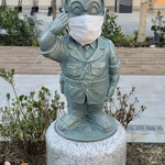 第八たから丸 - 両さんもマスク姿なのね〜