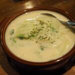 卓 - 白菜のクリーム煮その２