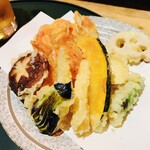 神馬 - 桜海老と野菜の天ぷら