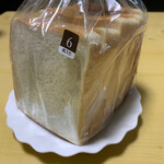 SWAN BAKERY - スワン食パン　237円