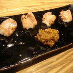 北新地やまがた屋 - 小腸の塩焼きと山形産あけがらし