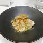 Takumi - ・白子のムニエル ・下仁田ネギ 白ワインとバターのソース ・牛アキレス腱のチップス セップ茸の香り