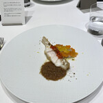 Takumi - ・クエのポワレ ・焦がしバターとヘーゼルナッツのソース ・トマトと乾燥ケッパー ・キノコとジャガイモのピューレ 黄ワイン風味  秋の装い