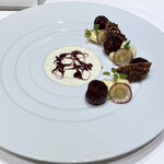 Takumi - 巨峰のセミドライ　バタークリームと砕いたクッキー