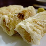 李園 - ”エビ巻”、サクサクの皮の中には”エビ”の塊がゴロゴロ、この小さな中に４ツも入っていました。