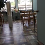 韓国料理 study cafe らおん - スッキリした店内