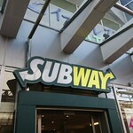 サブウェイ - 店頭上部 看板 SUBWAY