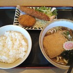 山田うどん食堂 - 特製かかし得セット