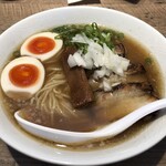 伊藤商店 - 豚鶏そば特製醤油