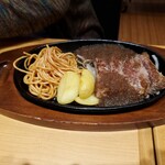 ステーキ宮 - 母親オーダーのカット宮ステーキです！