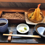 162120856 - 上品な佇まいの天ぷらセイロ1,650円