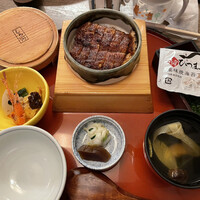 しら河 浄心本店 - 全体