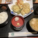 庄屋 - 料理写真:天ぷら定食