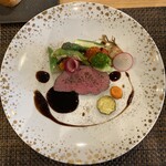 ビストロ パージュアン - 北海道産蝦夷鹿モモ肉のロースト