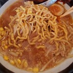 味噌ラーメン専門店 日月堂 南流山店 - 菅野製麺～硬め仕上がりの中太ウェーブ麺最高⤴️⤴️