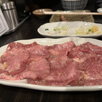 炭火焼肉ホルモン うらら - 